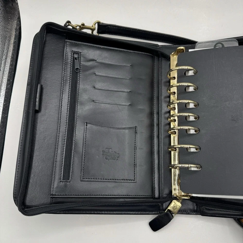 Franklin Quest Classic Planner Black Full Aniline Leather Zip Around Crossbody